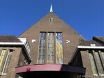 Voorzijde kerk.
              <br/>
              Gert-Jan Lobbes, 2016